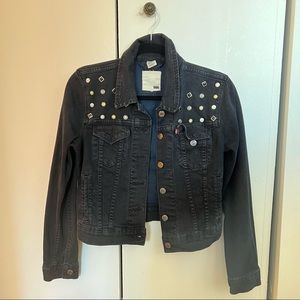 Black studded Levi’s denim jacket